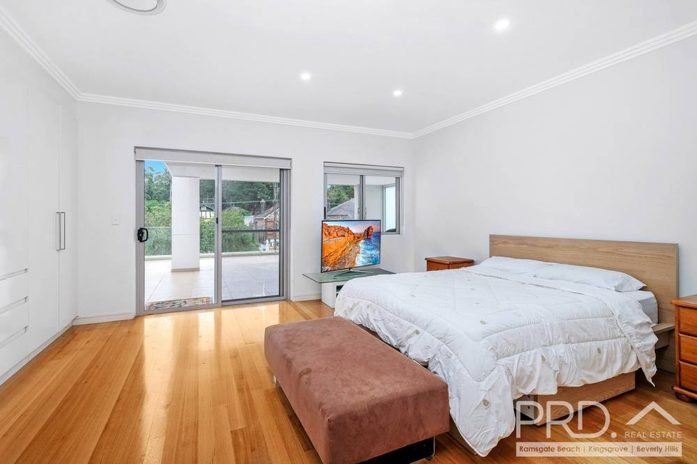 42 Hillcrest Avenue, HURSTVILLE, NSW 2220