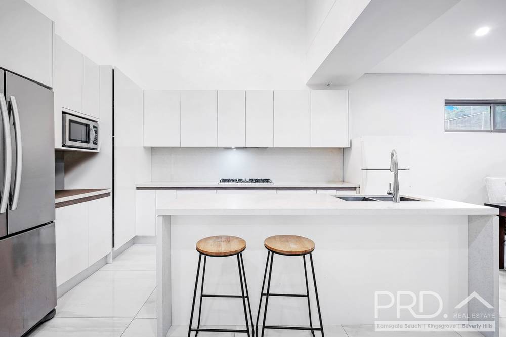 42 Hillcrest Avenue, HURSTVILLE, NSW 2220