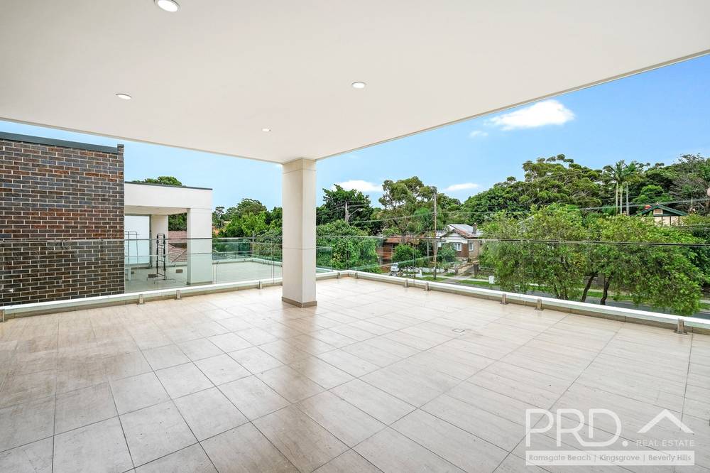 42 Hillcrest Avenue, HURSTVILLE, NSW 2220