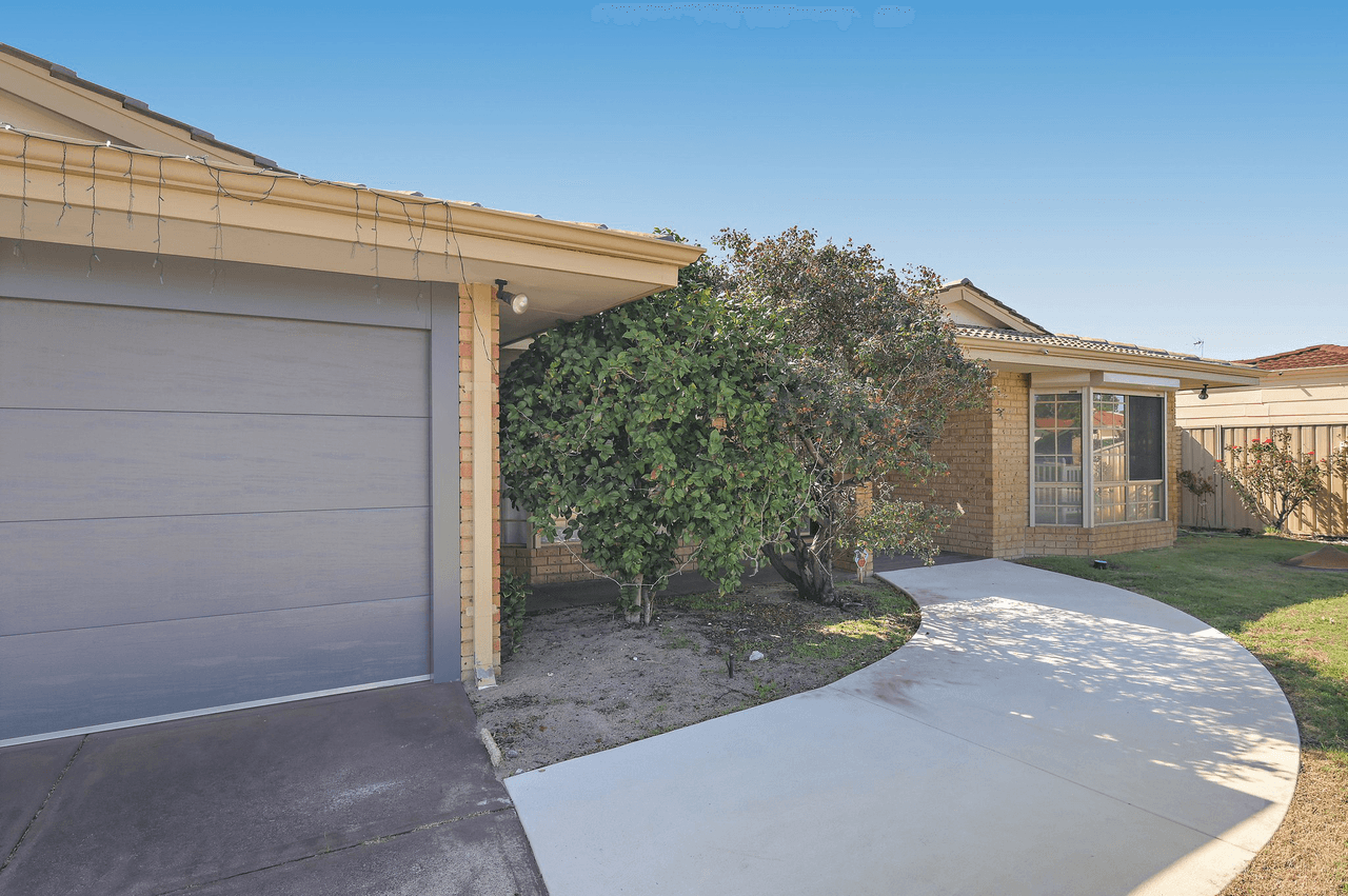 36 Pioneer Drive, THORNLIE, WA 6108