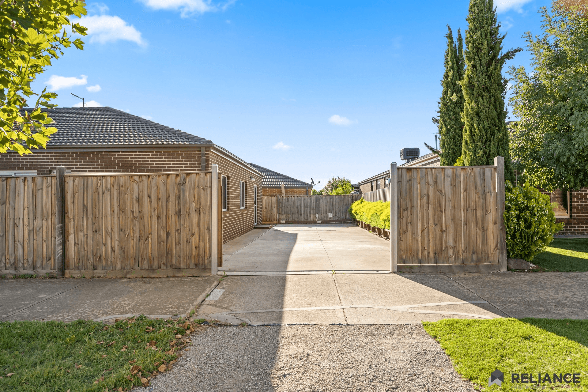 34 Manooka Road, Brookfield, VIC 3338