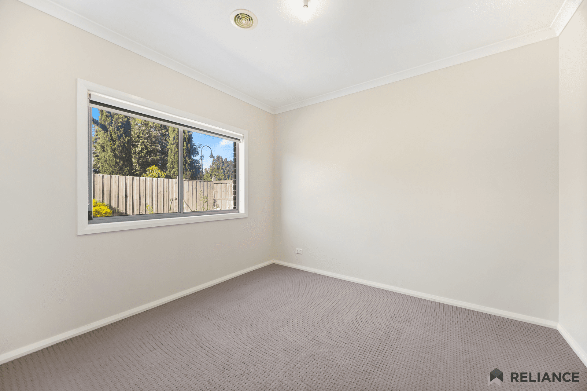 34 Manooka Road, Brookfield, VIC 3338