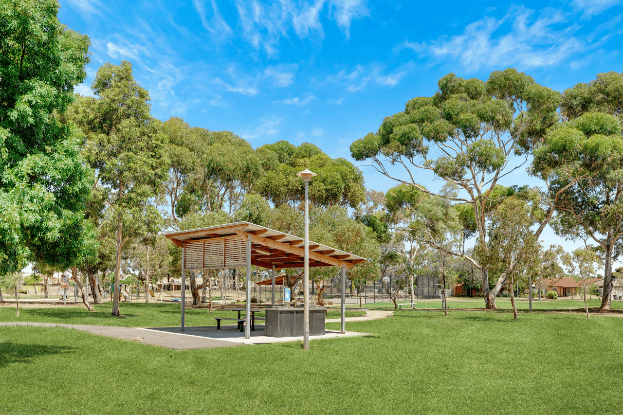 5 Booker Court, Pennington, SA 5013