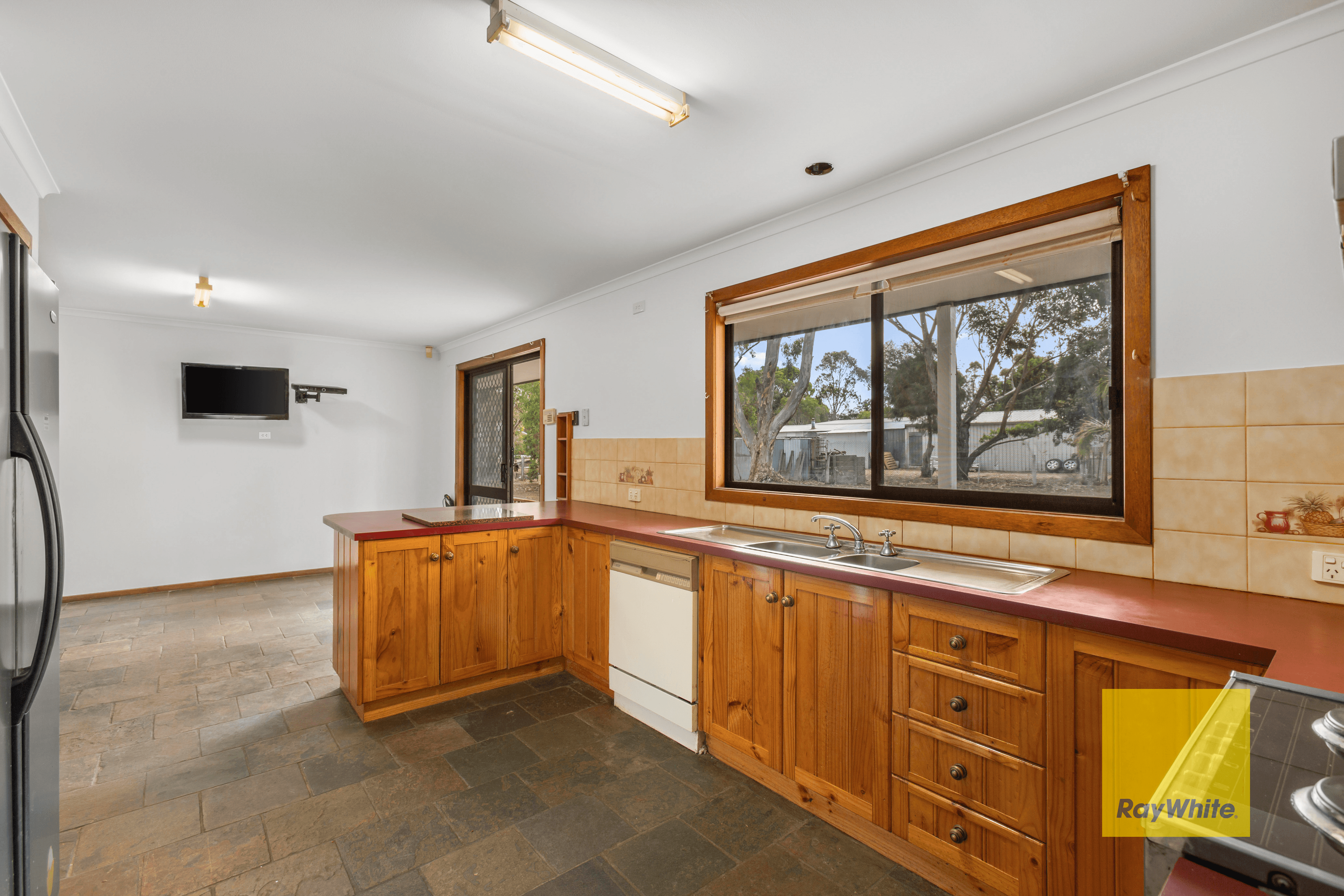 32 Mercer Street, TEESDALE, VIC 3328