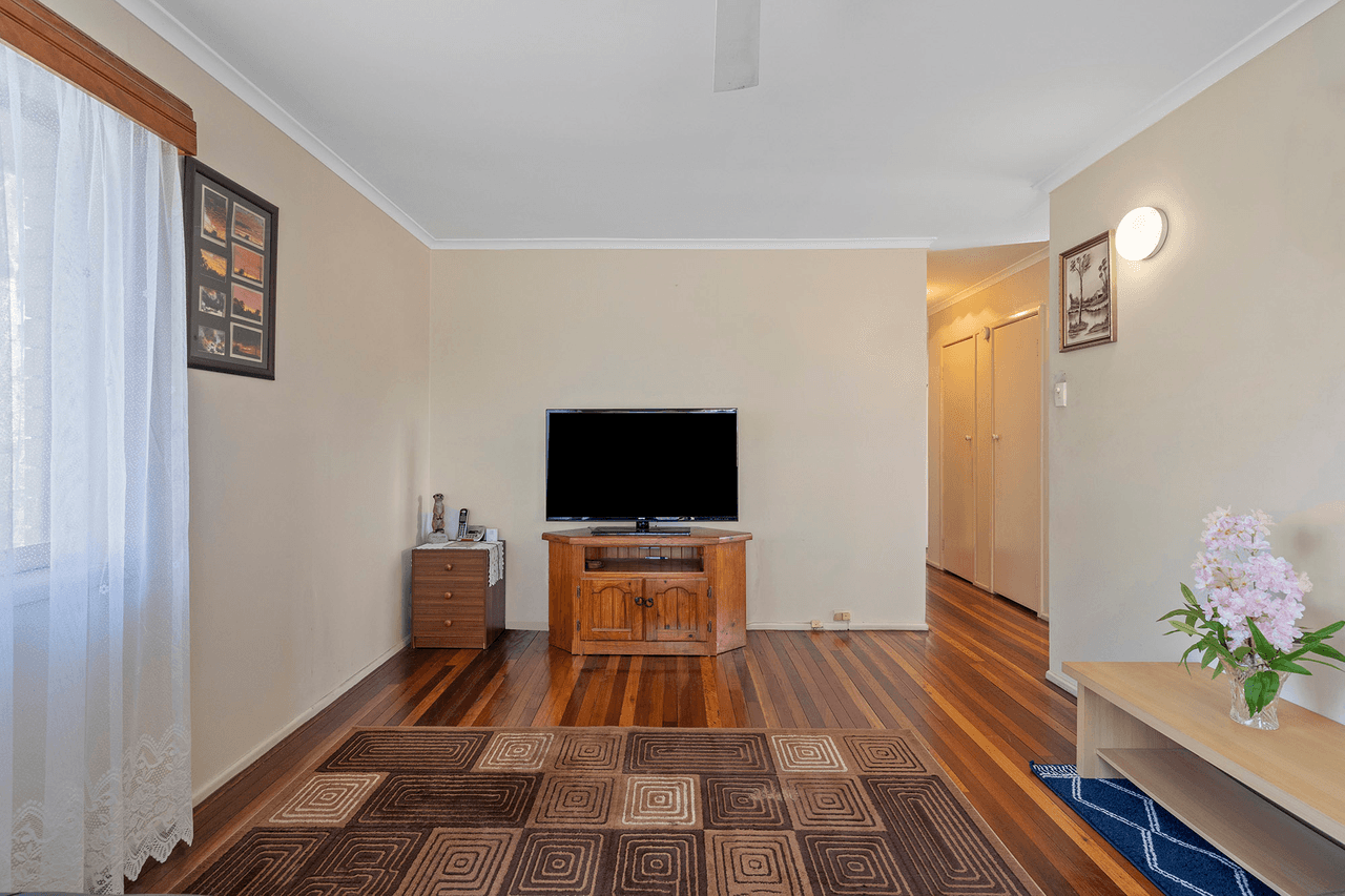 13 Station Road, LOGANLEA, QLD 4131