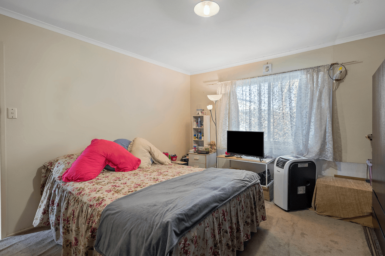 13 Station Road, LOGANLEA, QLD 4131