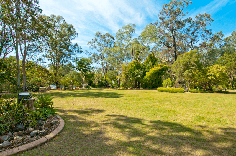 219 Redwood Circle, JIMBOOMBA, QLD 4280