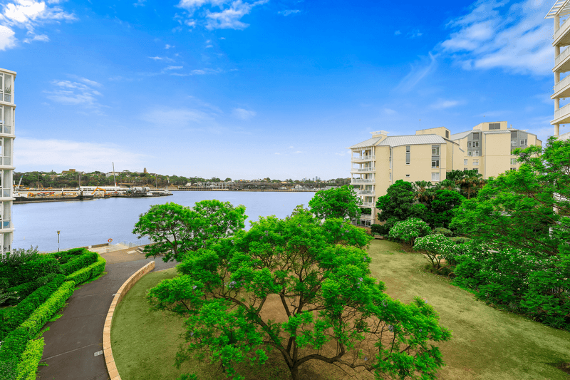 401/32 Refinery Drive, PYRMONT, NSW 2009