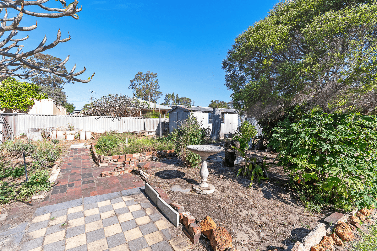 18 Glendale Avenue, Hamersley, WA 6022