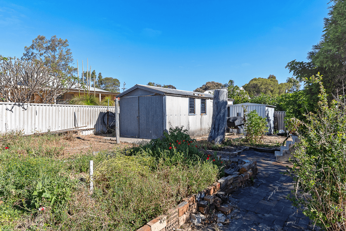 18 Glendale Avenue, Hamersley, WA 6022