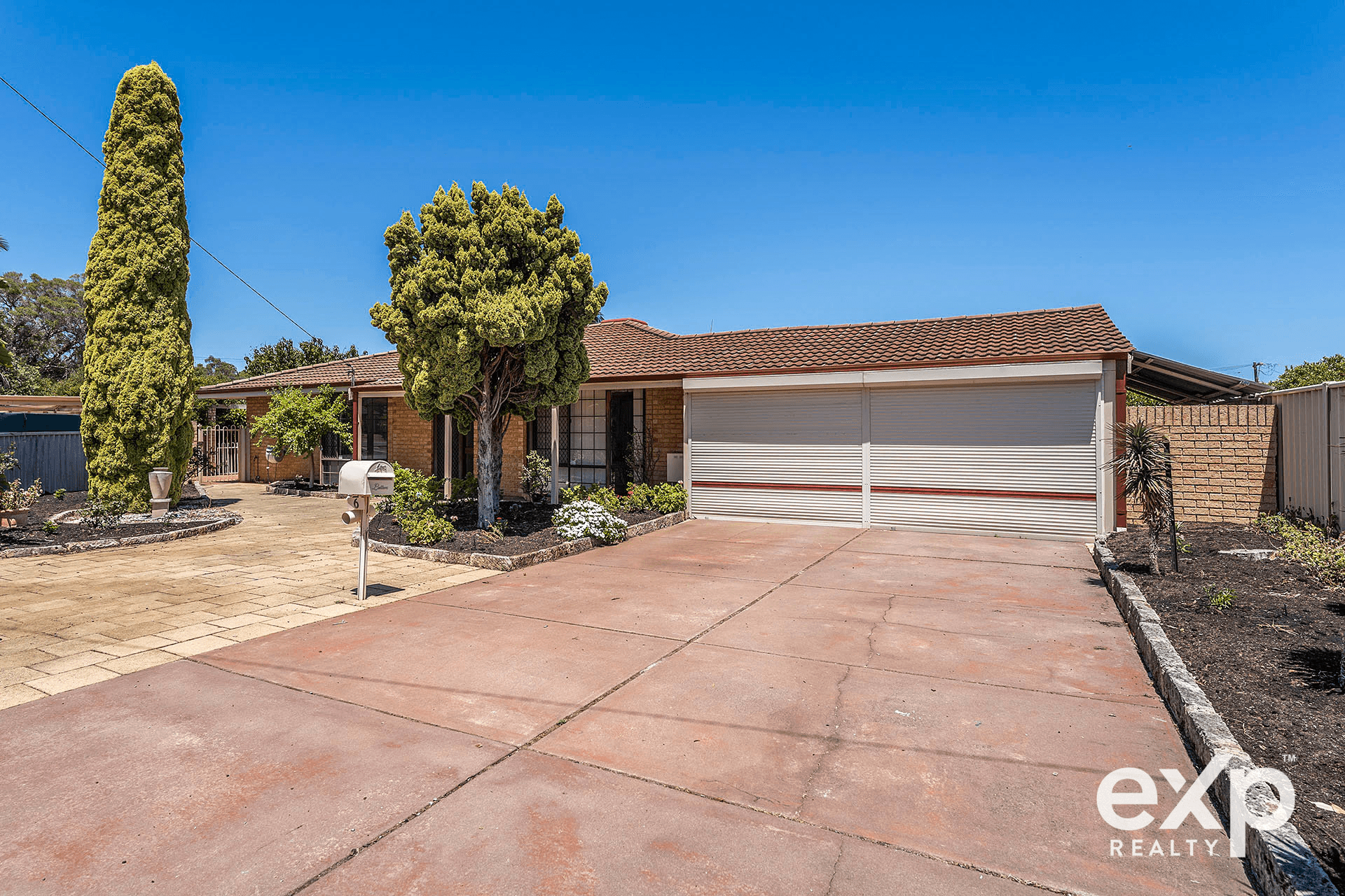 6 Jade Court, High Wycombe, WA 6057