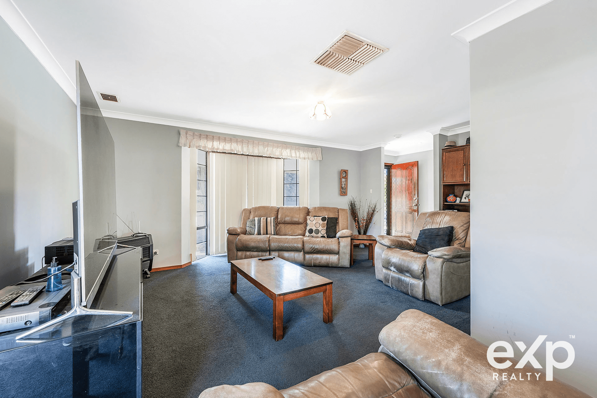 6 Jade Court, High Wycombe, WA 6057