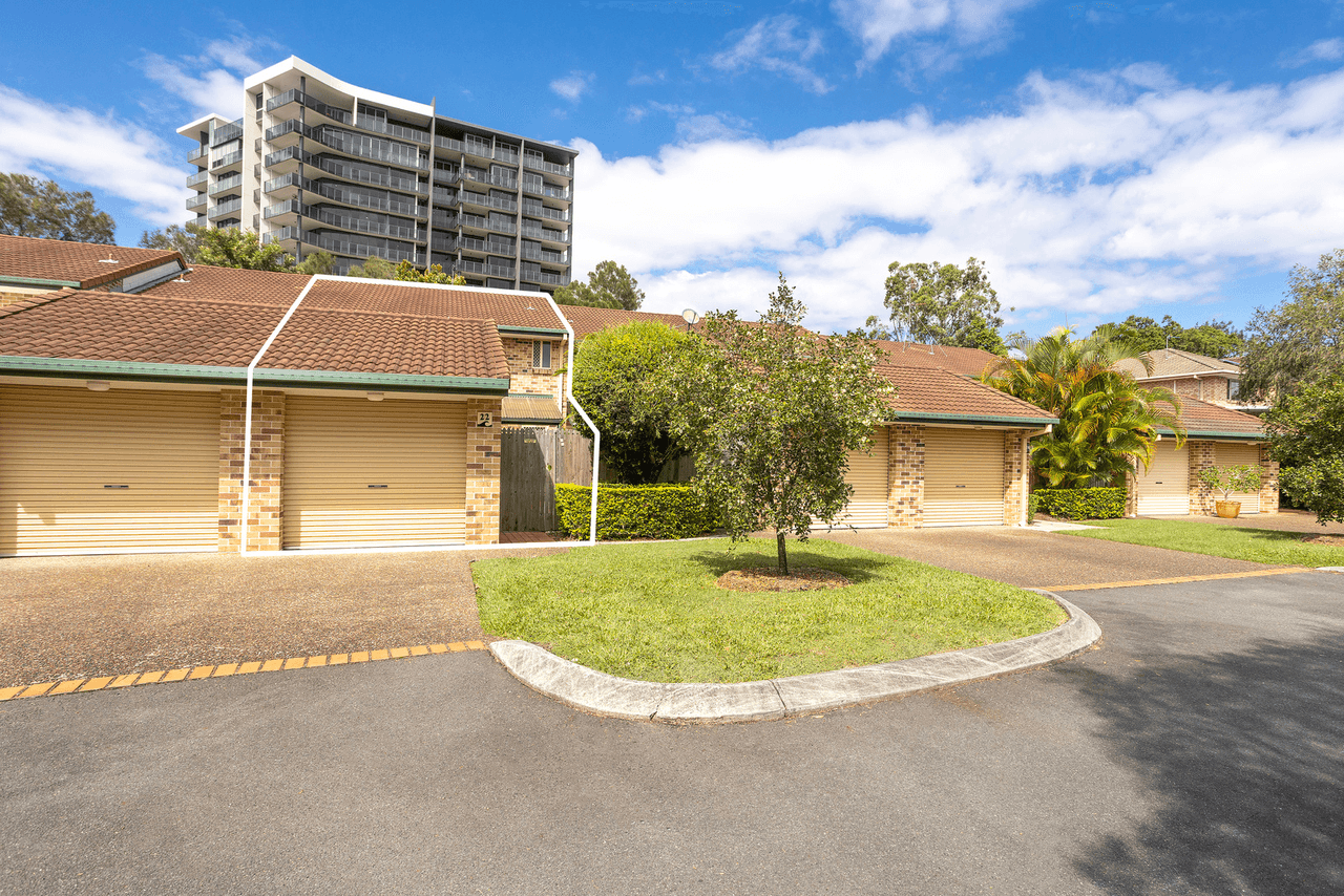 22/18 Bottlewood Court, BURLEIGH WATERS, QLD 4220