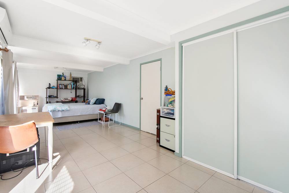 51 Retro Street, EMERALD, QLD 4720