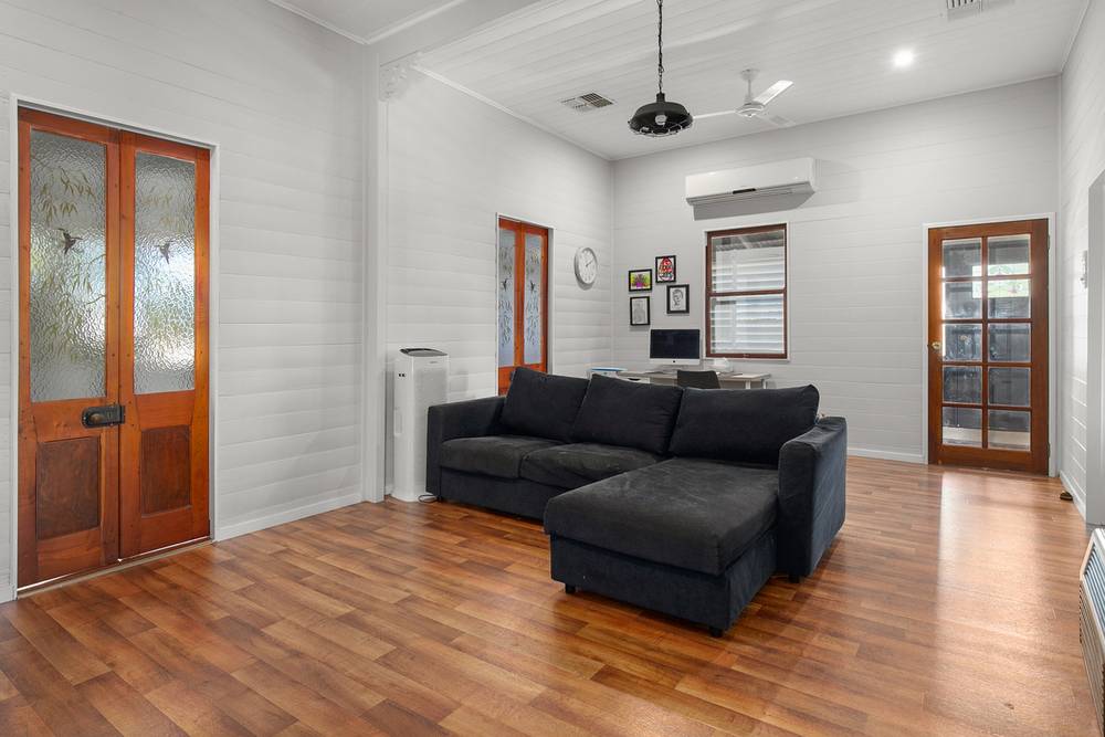 51 Retro Street, EMERALD, QLD 4720