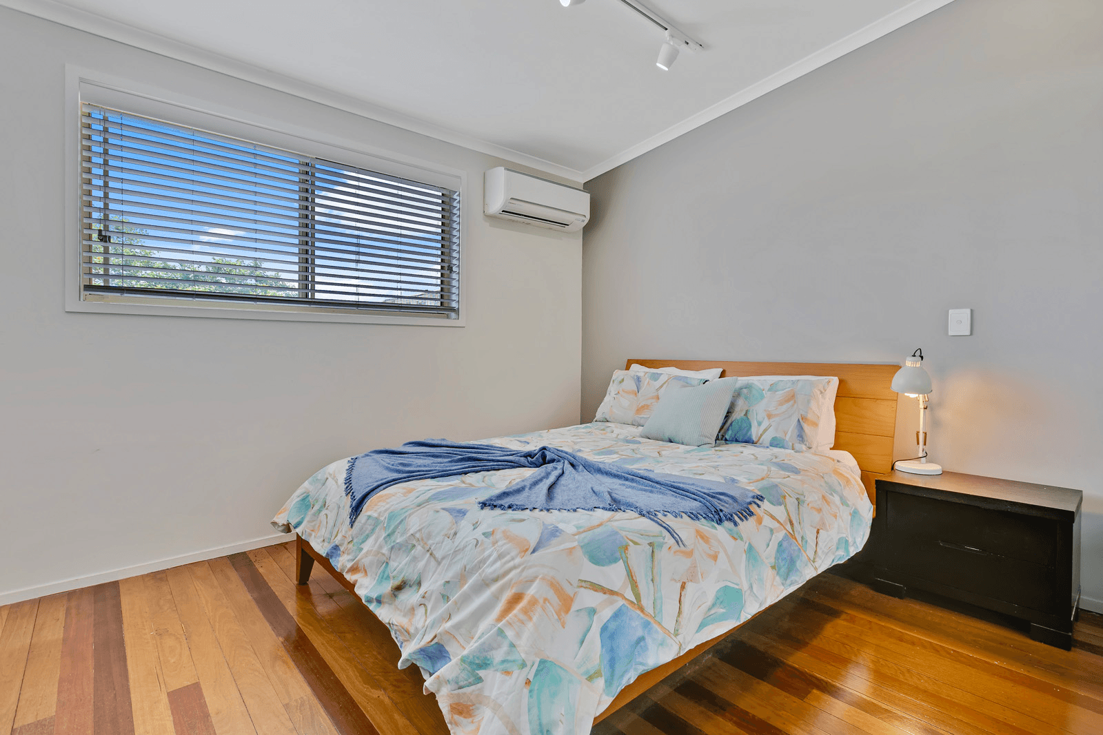 Unit 4/6 Hinkler Parade, MAROOCHYDORE, QLD 4558