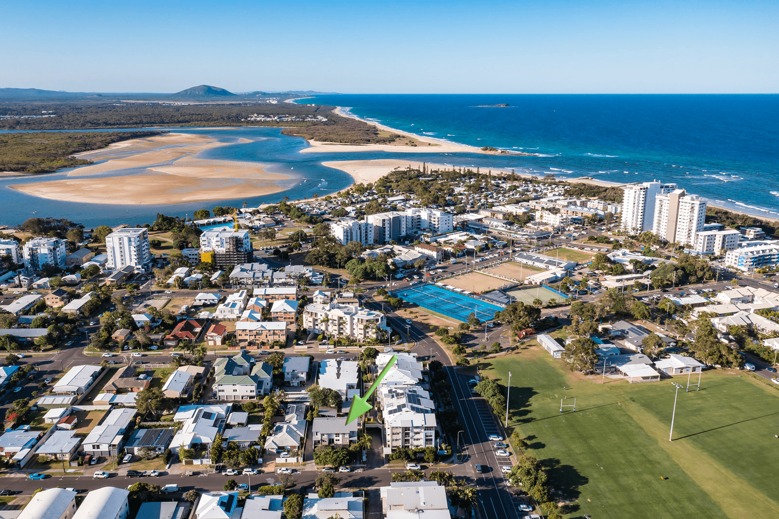 Unit 4/6 Hinkler Parade, MAROOCHYDORE, QLD 4558