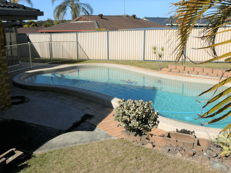 48 Ashford Road, HELENSVALE, QLD 4212