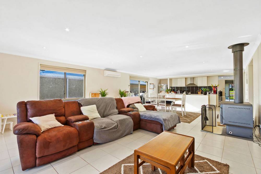 6 Plateau Avenue, Metung, VIC 3904