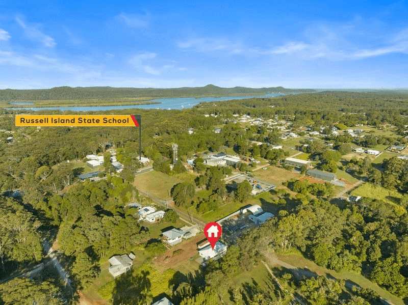 19 Robert Street, RUSSELL ISLAND, QLD 4184