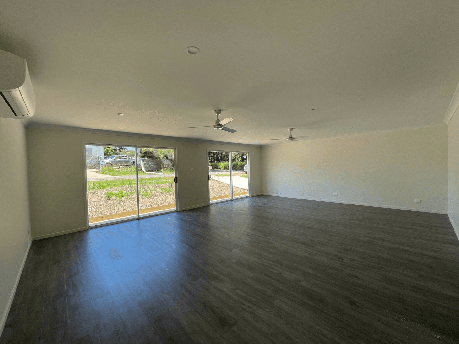 19 Robert Street, RUSSELL ISLAND, QLD 4184