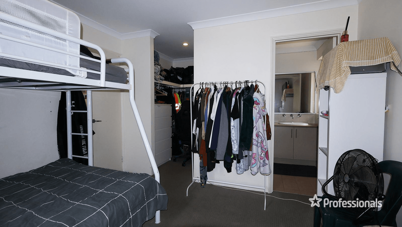 44 Harberton Parkway, ELLENBROOK, WA 6069