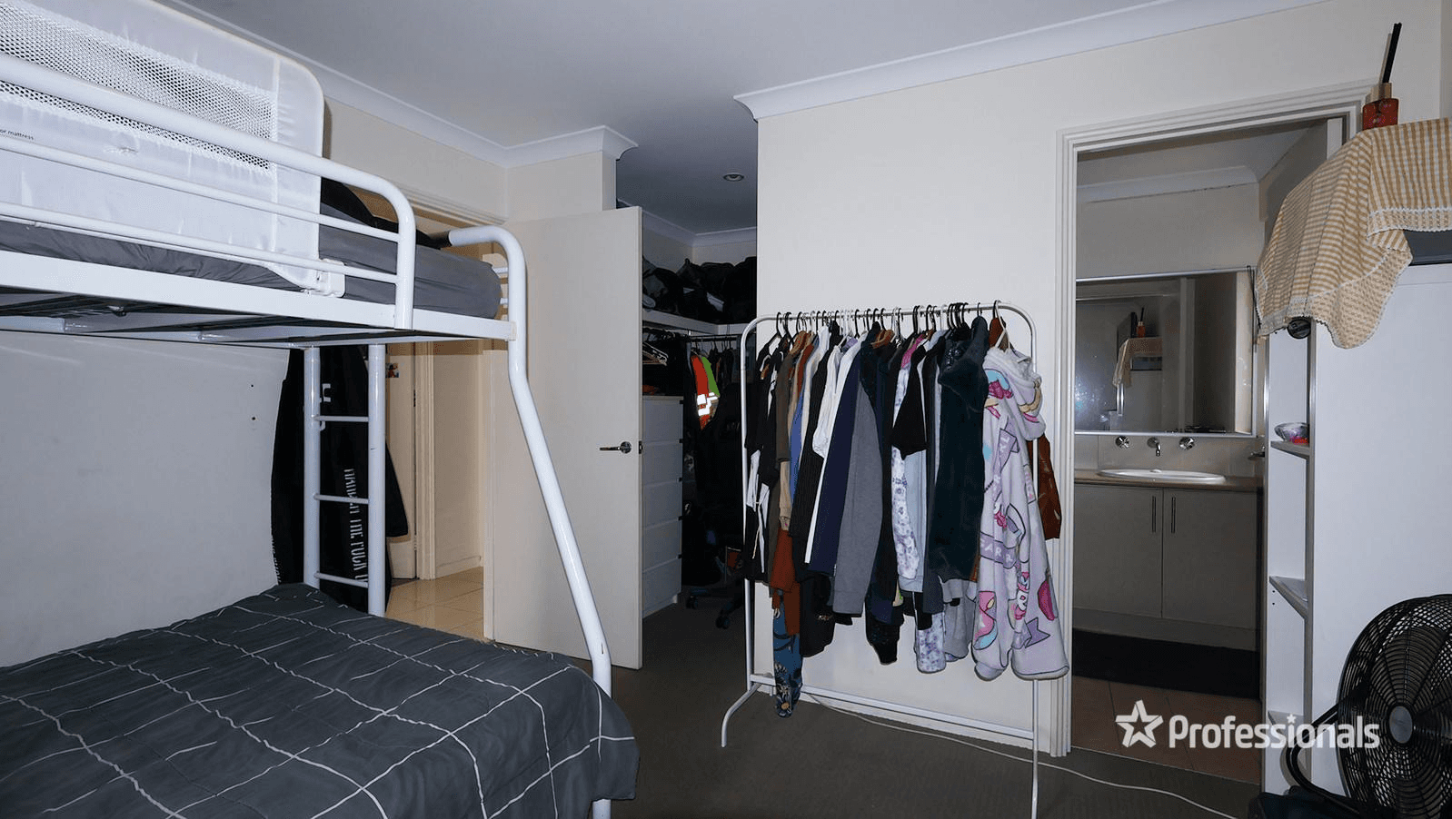 44 Harberton Parkway, ELLENBROOK, WA 6069
