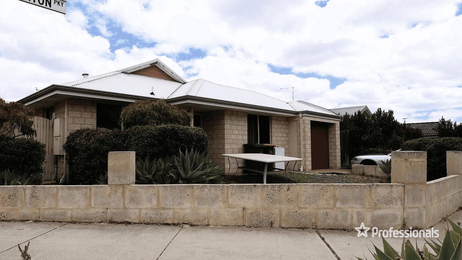 44 Harberton Parkway, ELLENBROOK, WA 6069