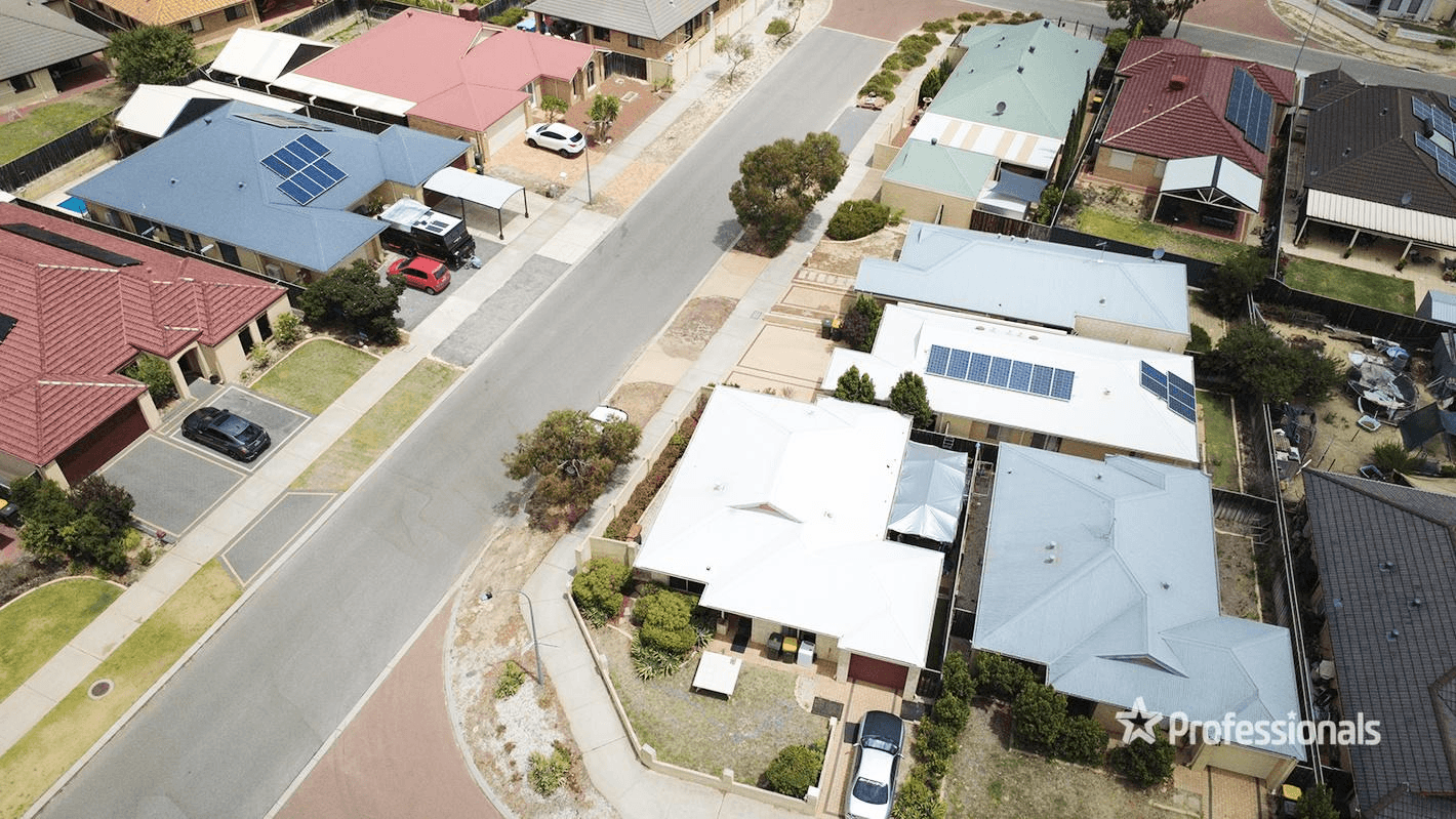 44 Harberton Parkway, ELLENBROOK, WA 6069