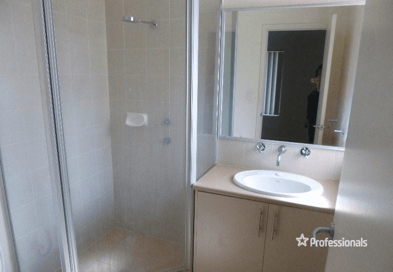 44 Harberton Parkway, ELLENBROOK, WA 6069