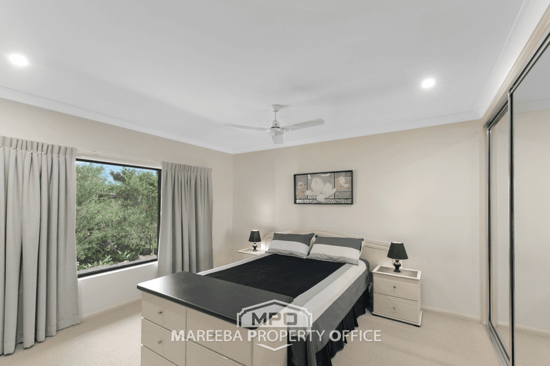 8 Bundanoon Court, MAREEBA, QLD 4880