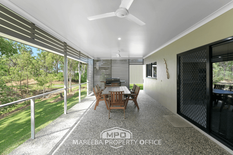 8 Bundanoon Court, MAREEBA, QLD 4880