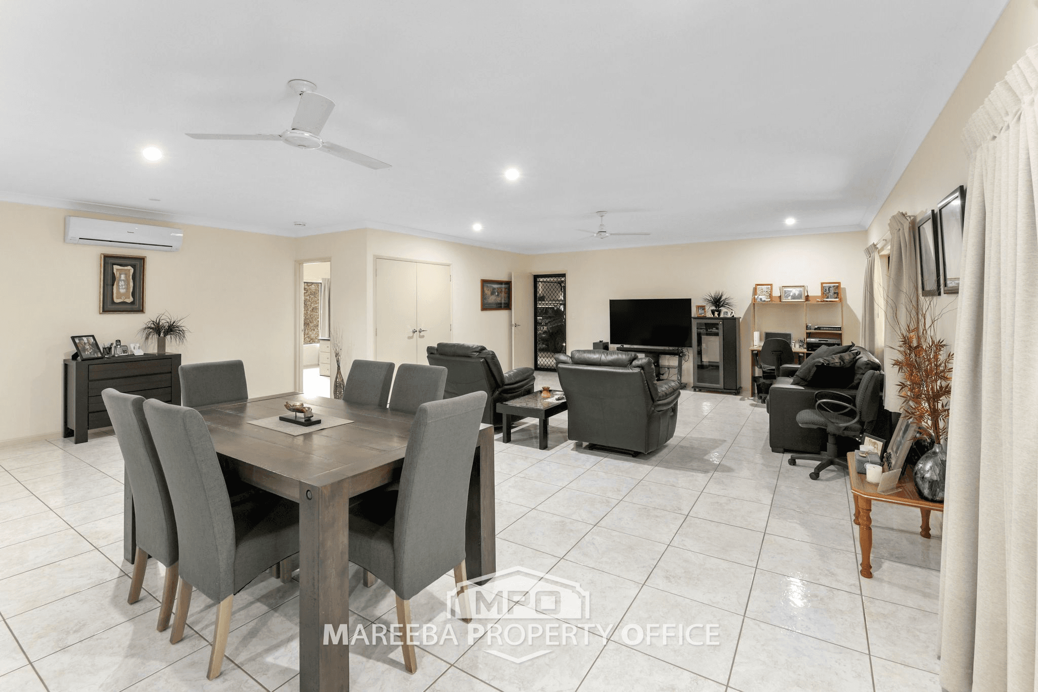 8 Bundanoon Court, MAREEBA, QLD 4880