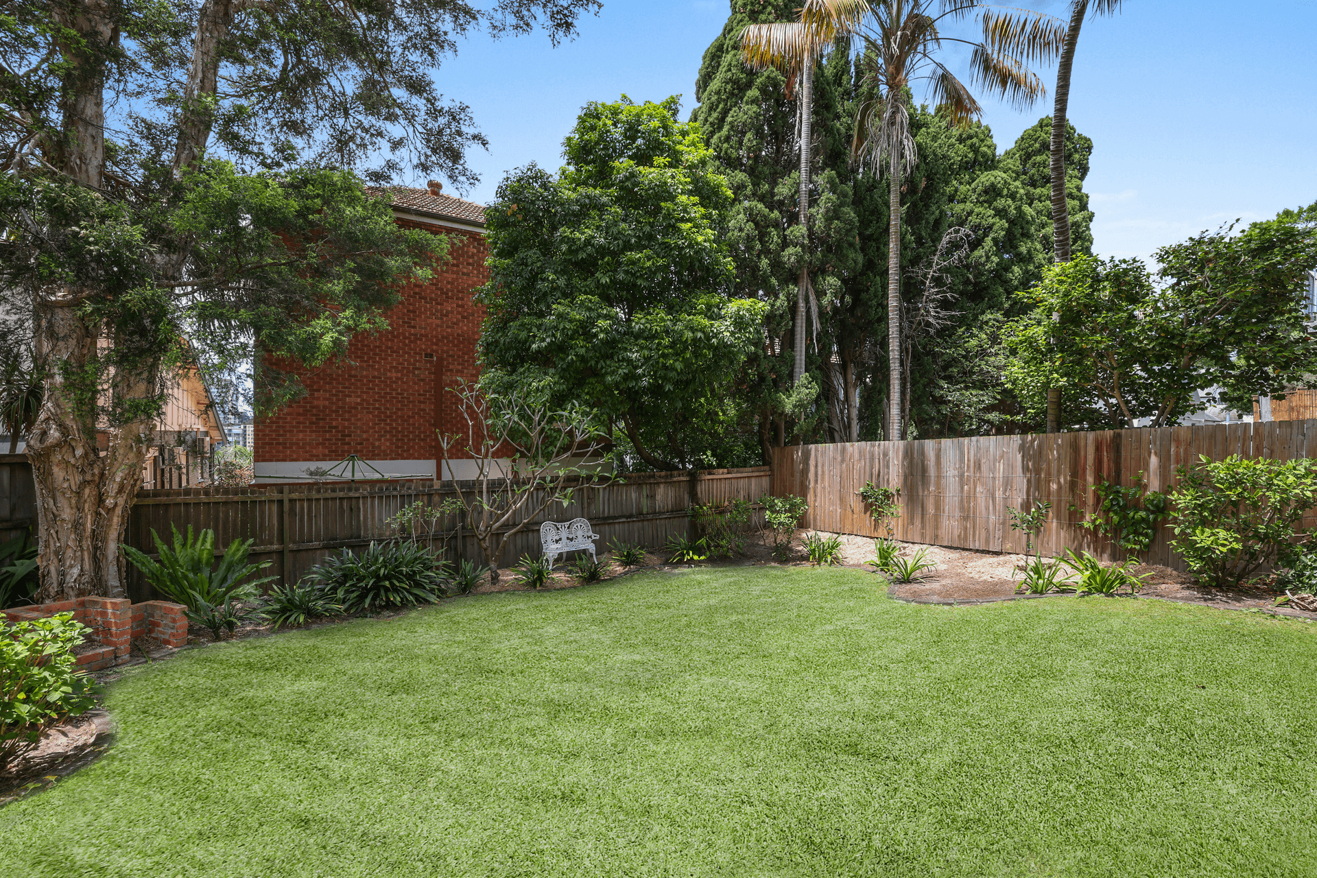 2/149 Blues Point Road, McMahons Point, NSW 2060