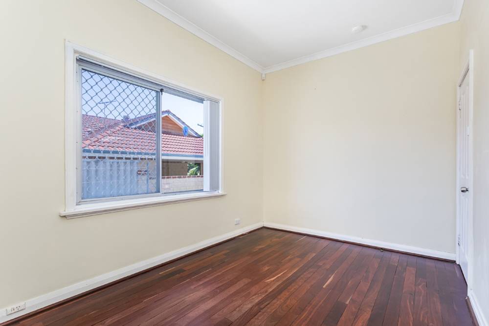 7 Parsons Avenue, MANNING, WA 6152