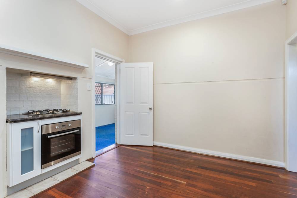 7 Parsons Avenue, MANNING, WA 6152
