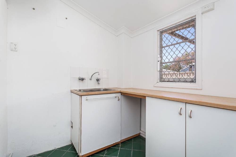 7 Parsons Avenue, MANNING, WA 6152