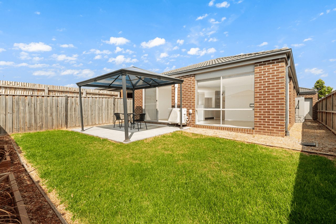 11 Sandor Terrace, Charlemont, VIC 3217