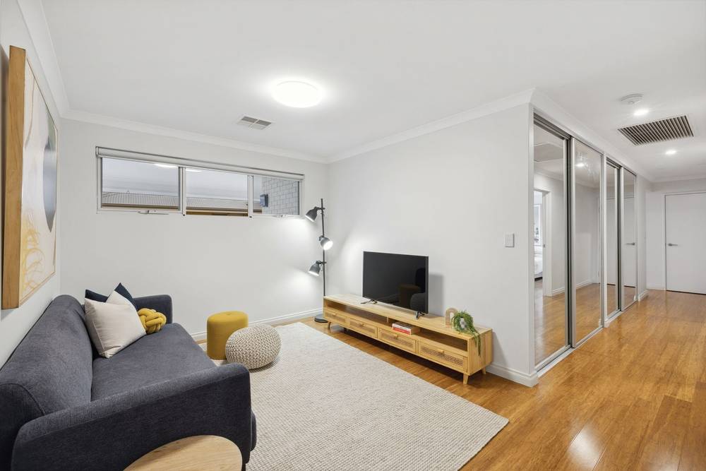 28 Caloria Chase, Caversham, WA 6055