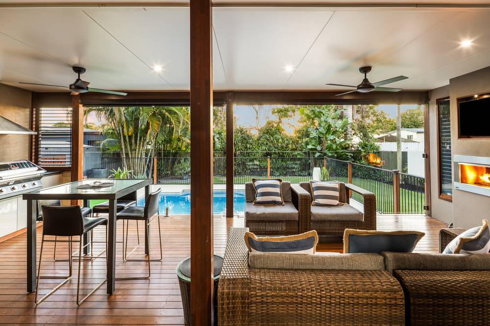 63 Scarborough Road, Redcliffe, QLD 4020