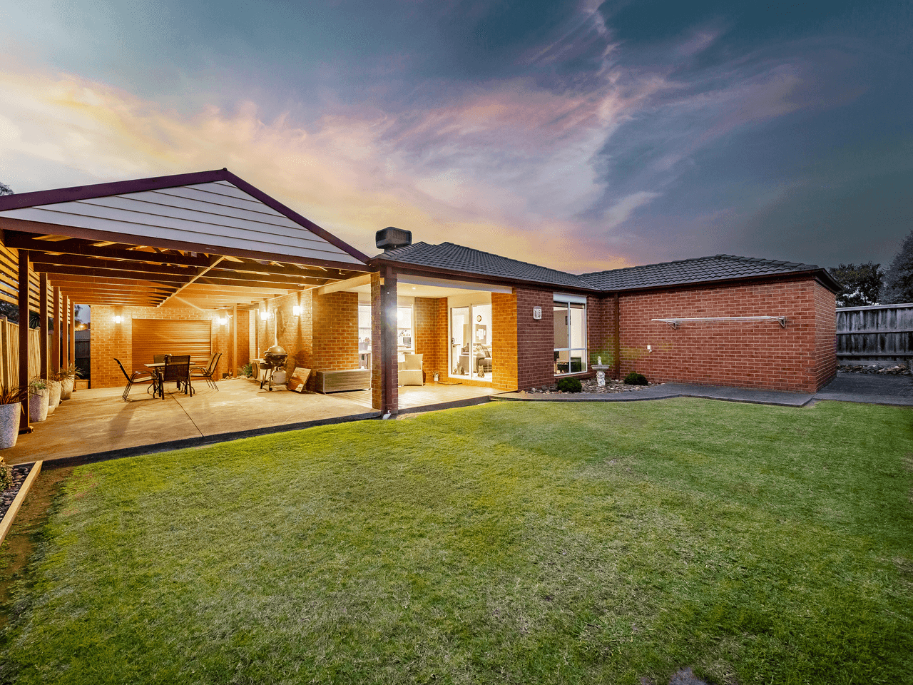 9 Ned Street, CRANBOURNE EAST, VIC 3977