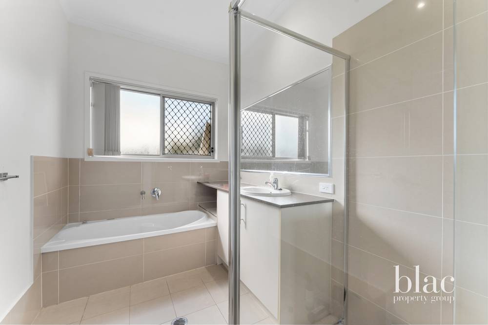 16 Rolland Parade, WARNER, QLD 4500