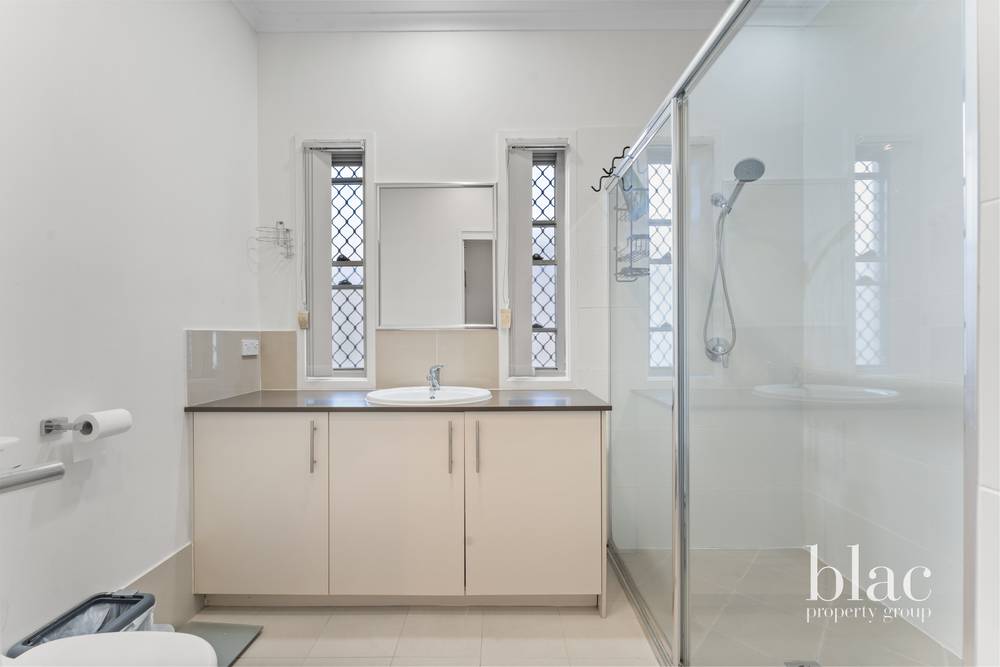 16 Rolland Parade, WARNER, QLD 4500