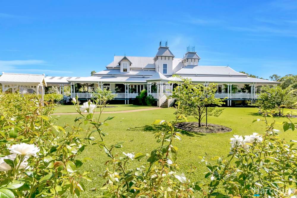 53 Via Vista Drive, MARIGINIUP, WA 6078