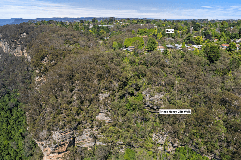 10 Banksia Park Rd, Katoomba, NSW 2780