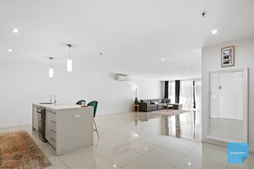 344/73 Lake Street, CAROLINE SPRINGS, VIC 3023