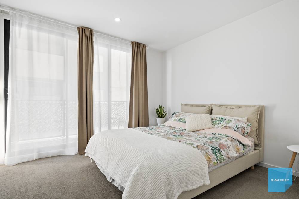 344/73 Lake Street, CAROLINE SPRINGS, VIC 3023