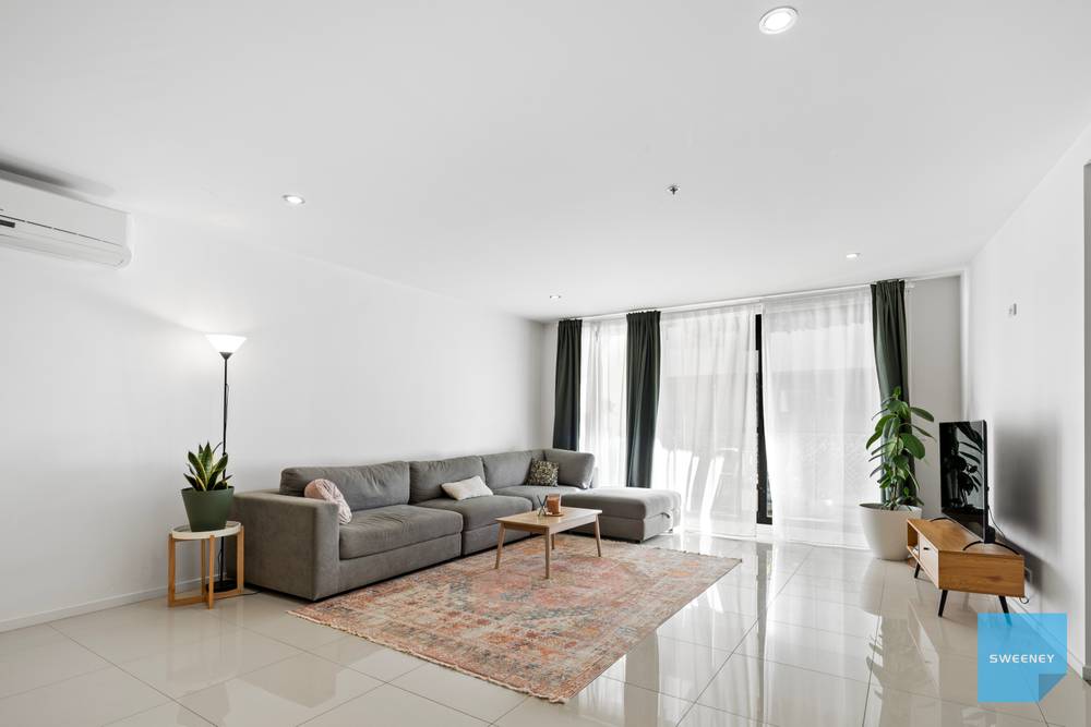 344/73 Lake Street, CAROLINE SPRINGS, VIC 3023