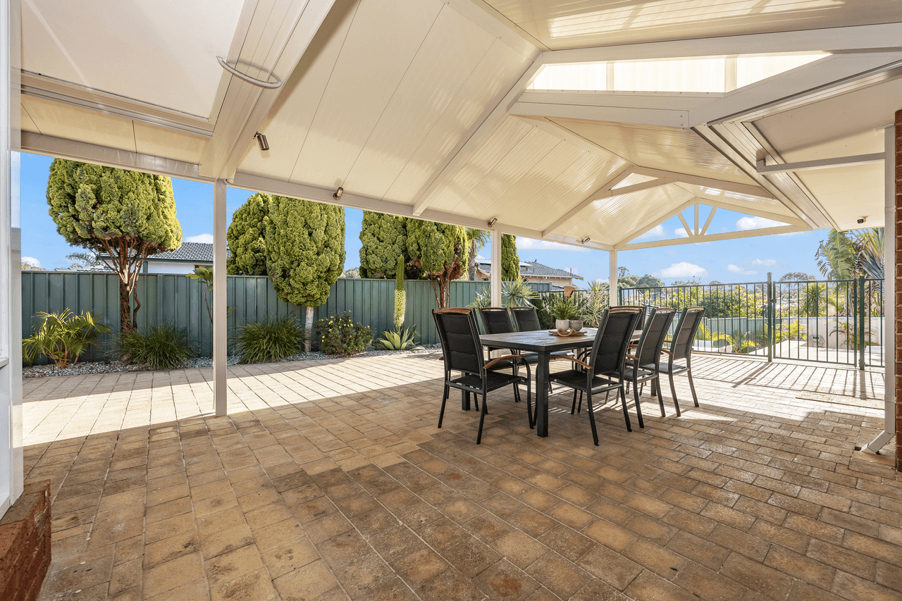 41 Whittington Avenue, CARINE, WA 6020