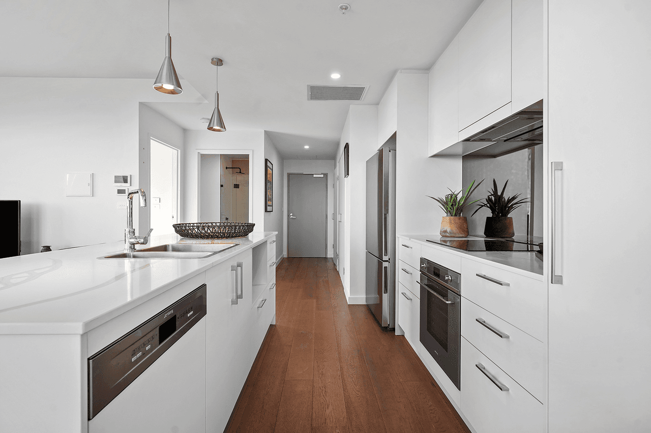1102/2 Charles Street, Charlestown, NSW 2290